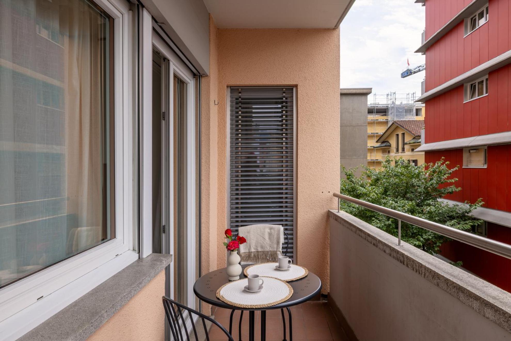Lake Modern Suites - Free Parking Lugano Exterior photo