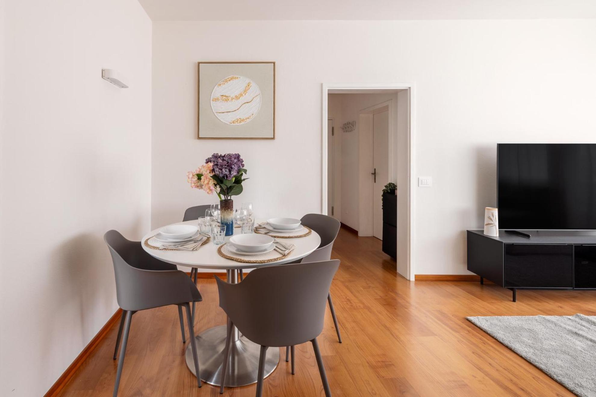 Lake Modern Suites - Free Parking Lugano Exterior photo