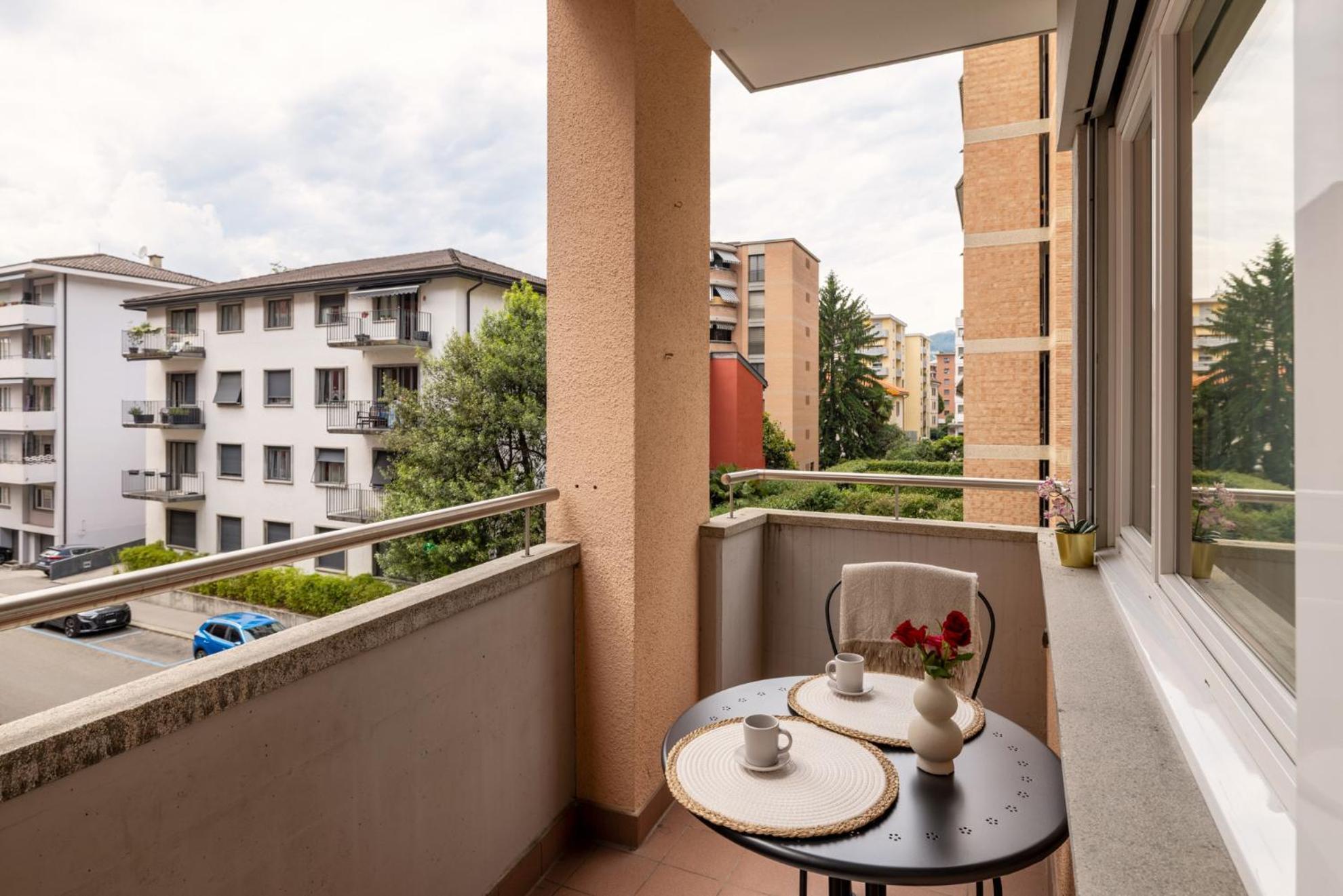 Lake Modern Suites - Free Parking Lugano Exterior photo